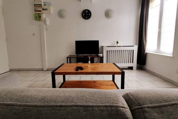 Nella foto è visibile l'oggetto Spacieux T2 proche tribunaux situato nella città di Douai.