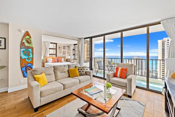 30fl Great Ocean Views With Pool Access & Parking - Honolulu