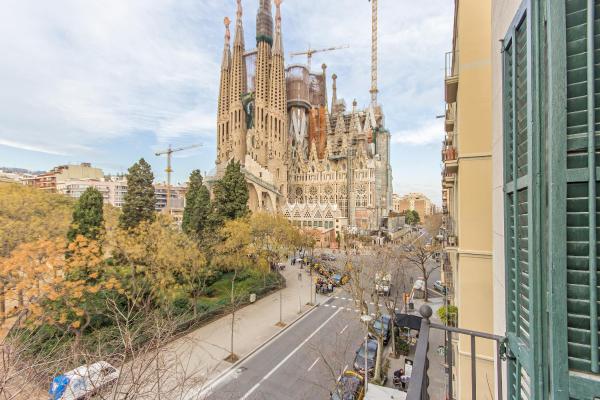 SCENARIO & LLUM - Sagrada Familia, Barcelona