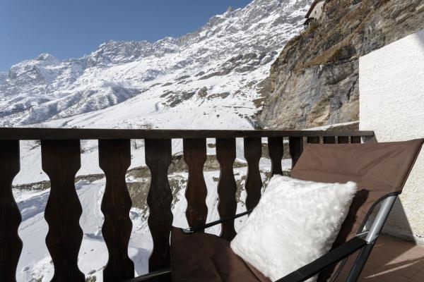 HelloCHALET - Pandora Mountain View with jacuzzi, garage and ski storageの写真2
