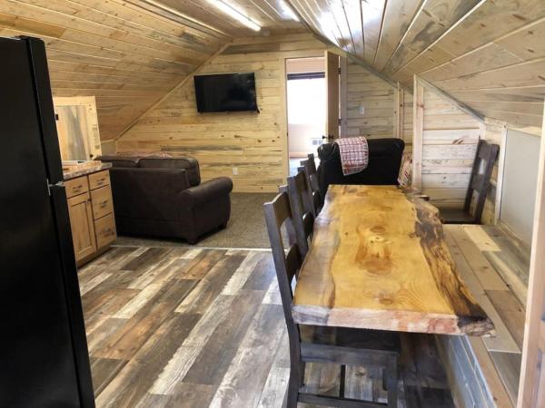 Billede 2: Loft, 25 min to Yellowstone