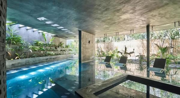 Na zdjęciu widoczny jest obiekt Exclusive Penthouse by Famous Interior Designer By Yeah położony w mieście Tulum.