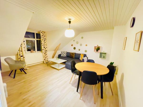 Na zdjęciu widoczny jest obiekt aday - Cozy central 1 bedroom apartment położony w mieście Frederikshavn.