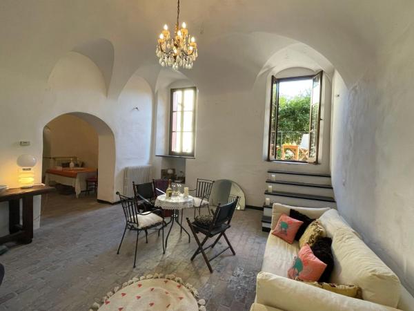 På bildet vises objektet Apartment Antonella by Interhome som ligger i byen Dolcedo.