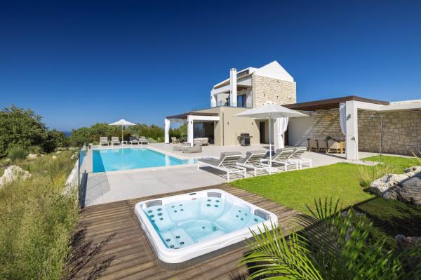Op de foto is het object Rethymno Villas te zien, gelegen in de stad Prinés.