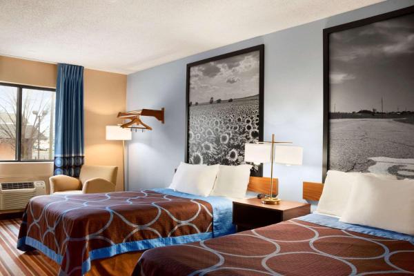 På billedet ses objektet Americas Best Value Inn Pittsburg beliggende i byen West Mineral.