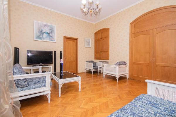 Foto 2: Апартаменти 4-кімнатні біля м. Палац Спорту