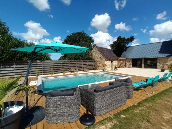 A la foto es mostra l'objecte Gîte avec piscine situat a la ciutat de Prat.