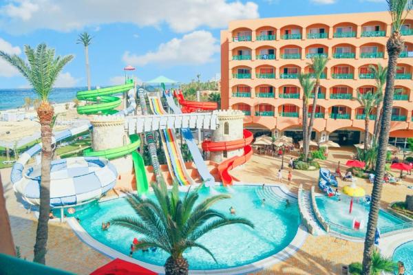 Na fotografii je vidět objekt Hotel Marabout - Families and Couples Only nacházející se ve městě Sousse.