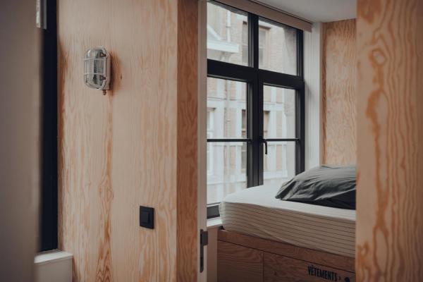 På billedet ses objektet Cabane Urbaine 1 - centre beliggende i byen Namur.