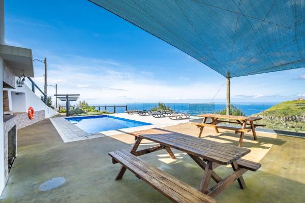 Na zdjęciu widoczny jest obiekt Ocean Panorama Apartments by Homie położony w mieście Calheta.