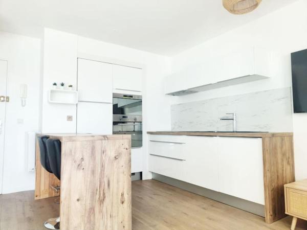 A la foto es mostra l'objecte Beau duplex familial avec jardin clôturé situat a la ciutat de Loisin.