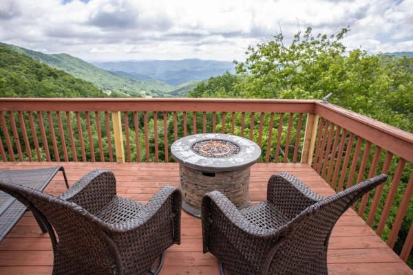 Op de foto is het object Four Diamond Escape te zien, gelegen in de stad Seven Devils.