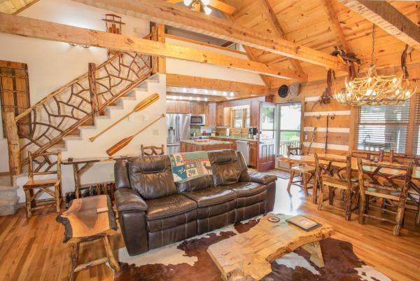 Op de foto is het object Fox Haven te zien, gelegen in de stad Seven Devils.