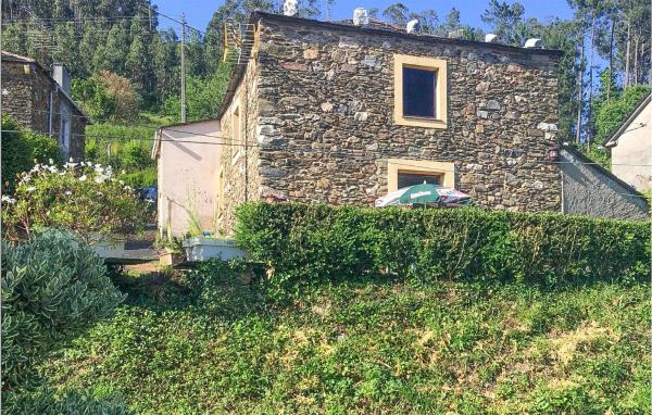 写真にはMañón市にある3 Bedroom Cozy Home In Ortigueiraが写っています。