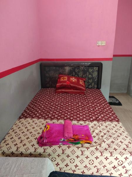 One best homestay, Giri