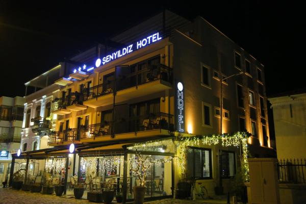 A la foto es mostra l'objecte Şenyıldız Hotel situat a la ciutat de Esmirna.