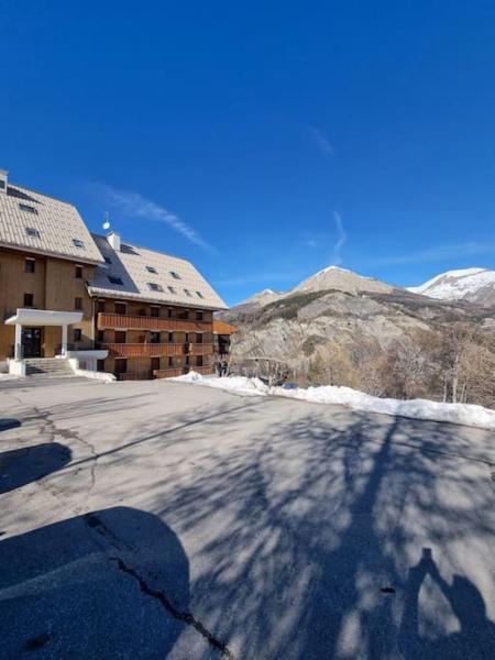 A la foto es mostra l'objecte Studio au pied des pistes situat a la ciutat de Le Seignus.