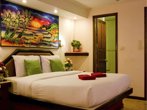 A la foto es mostra l'objecte Paradise Inn situat a la ciutat de Karon.