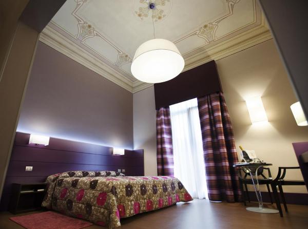 A la foto es mostra l'objecte Hotel Vittoria situat a la ciutat de Trapani.