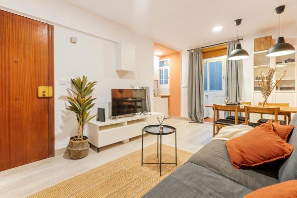 Lodging Apartments Barceloneta Mar, Barcelona