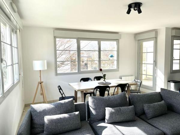 Na zdjęciu widoczny jest obiekt Mickey House à 10 min Disneyland położony w mieście Montévrain.