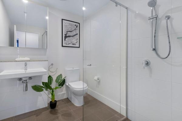 Billede 8: Broadbeach - Modern 2 Bedroom Apartment at Synergy