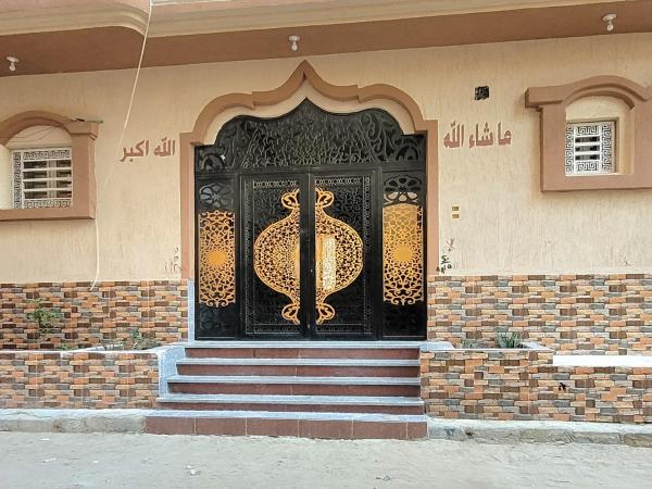 Op de foto is het object Ahmed House te zien, gelegen in de stad Safaga.
