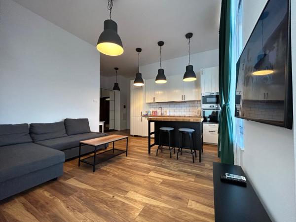 A la foto es mostra l'objecte Loft Premium Apartments situat a la ciutat de Łódź.