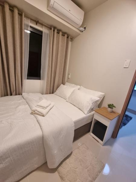 A la foto es mostra l'objecte Shore 3 Residences Mall of Asia Pool view Netflix free wifi situat a la ciutat de Manila.