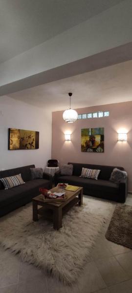 照片显示了位于Vovousa市的Villa Maria Aβδέλλα物件。