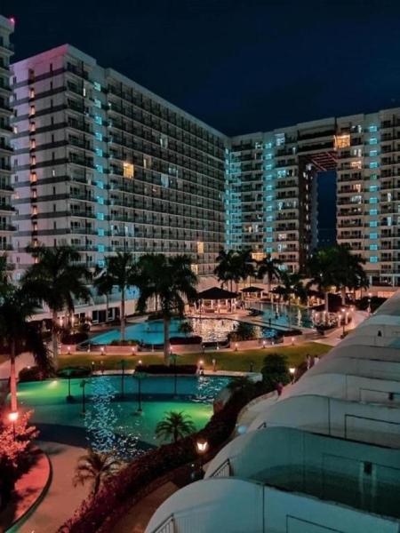 A la foto es mostra l'objecte SHELL RESIDENCE C9 NEAR AIRPORT & MALL OF ASIA situat a la ciutat de Manila.