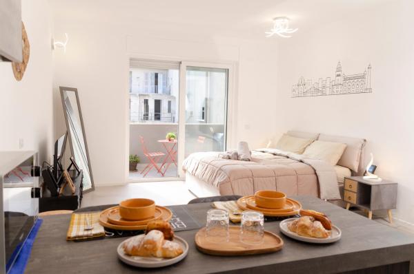 A la foto es mostra l'objecte [ApuliaLux] Garruba Cozy Apt & Parking situat a la ciutat de Bari.