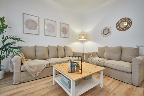 BBarcelona Calabria Flat, Barcelona