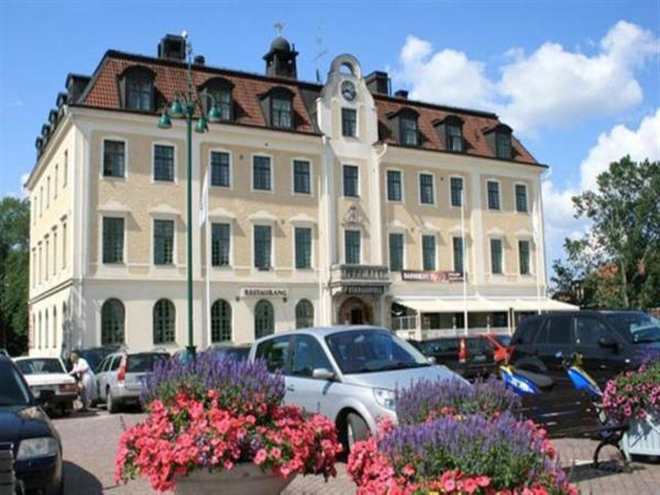 På billedet ses objektet Eksjö Stadshotell beliggende i byen Eksjö.