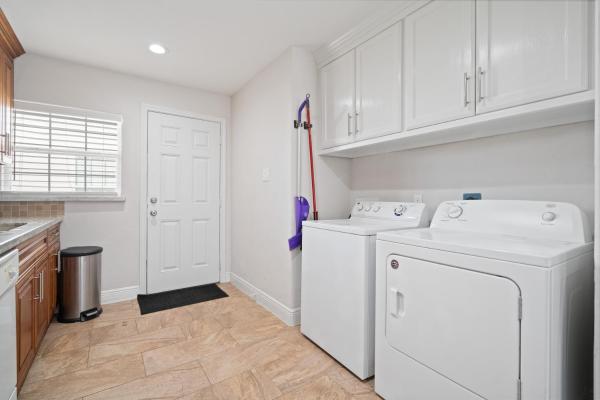 Fotografie 7: Pristine & Exquisitely Designed APT 7 Min From TX Med Center