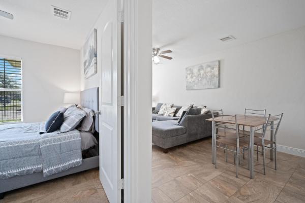 Fotografie 8: Pristine & Exquisitely Designed APT 7 Min From TX Med Center