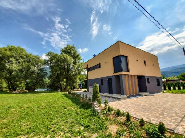 På billedet ses objektet Lohovo Villa Bukva beliggende i byen Otoka.
