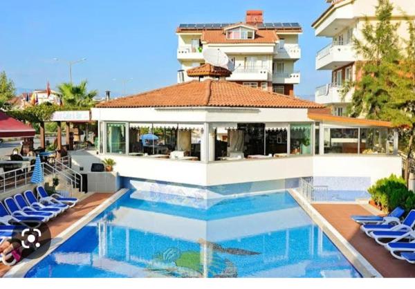 İRem Greenside Apart - Side