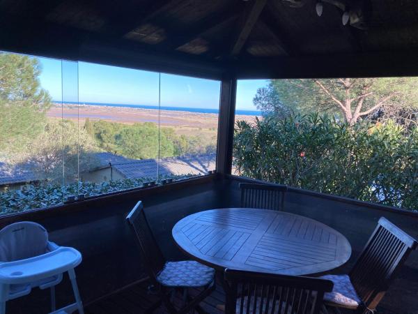 På billedet ses objektet Le cap d Agde Chalet les pescalunes - vue mer beliggende i byen Agde.