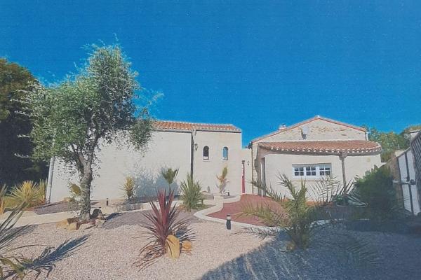 På billedet ses objektet La petite Logne - logement avec piscine beliggende i byen Legé.