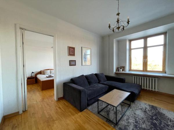 A cozy apartment with a wonderful view of the river in the old town of Vilnius, Вильнюс