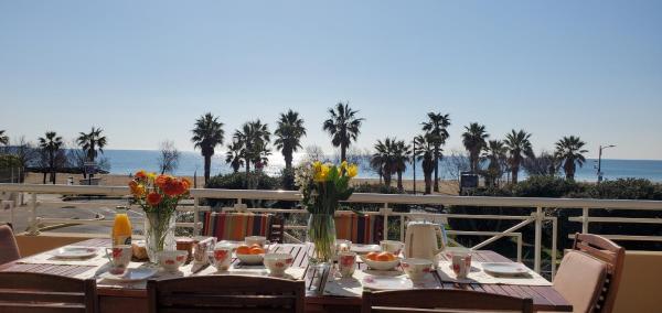A la foto es mostra l'objecte Port Frejus 1er etage de villa vue sur mer, 8-9 Pe situat a la ciutat de Fréjus.