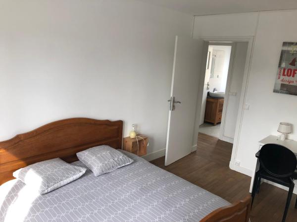 A la foto es mostra l'objecte FENUA : gite 5 chambres 10 couchages en ville situat a la ciutat de Valognes.