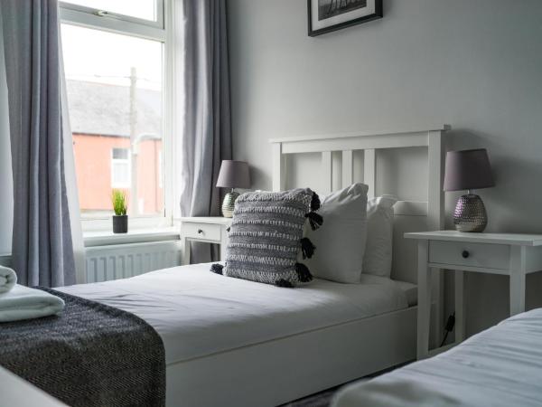 Auf dem Foto ist das Objekt East House-Sleeps 5-Pet friendly-Garden - Parking in der Stadt Bothal zu sehen.