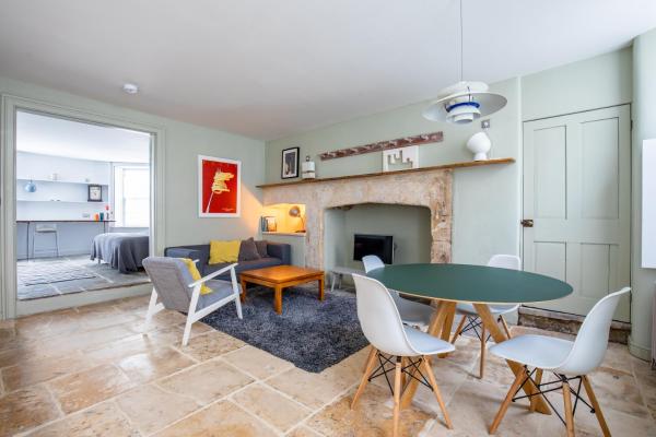 Walcot Apartment, Bath