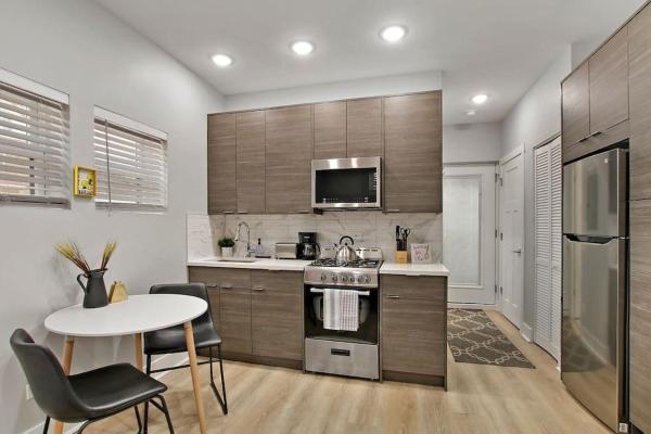 Bilde 4: Comfortable & Furnished Studio Apt with Wi-Fi - Magnolia CH