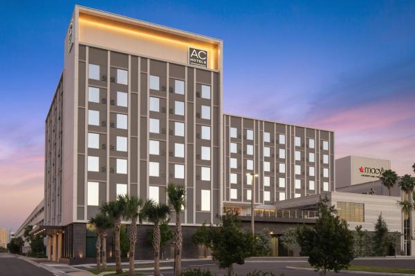 A la foto es mostra l'objecte AC Hotel by Marriott Miami Dadeland situat a la ciutat de Miami.