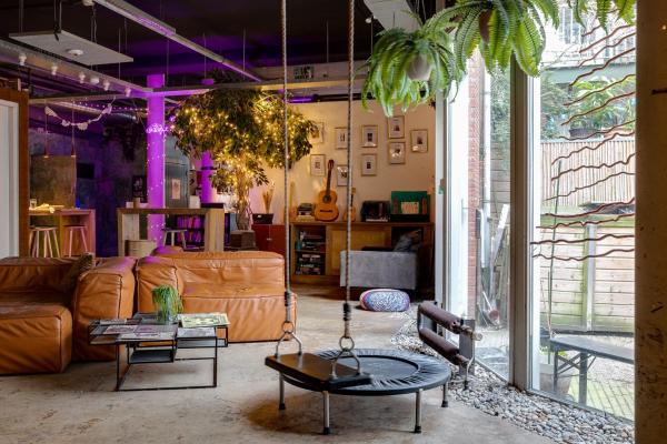 ClinkMama, Amsterdam