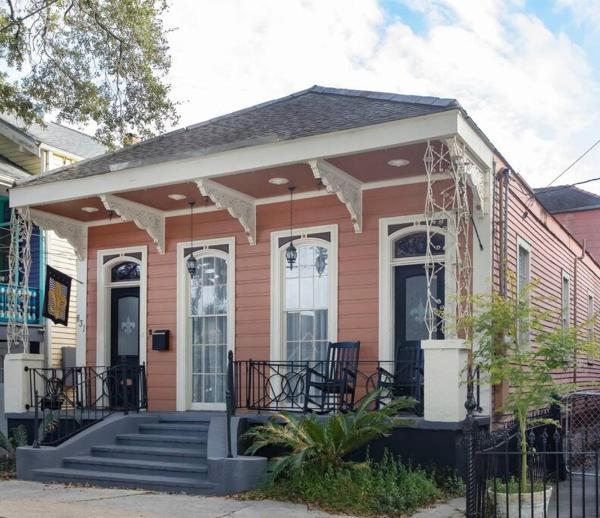 Beautifully Updated New Orleans House *Sleeps 6* - New Orleans, LA